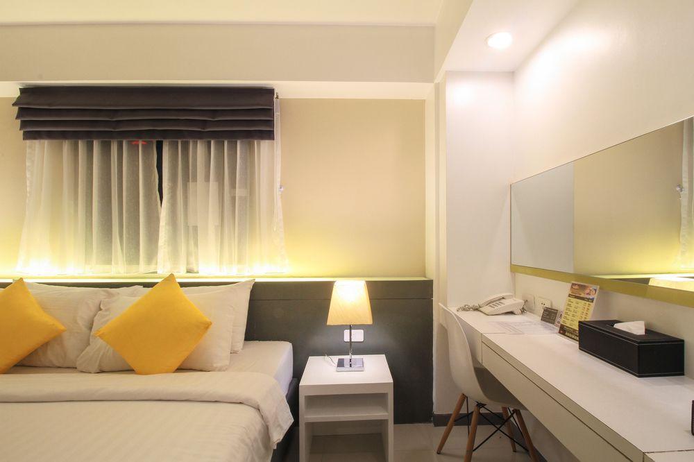Myhotel Cmyk@Ratchada Bangkok Exterior photo