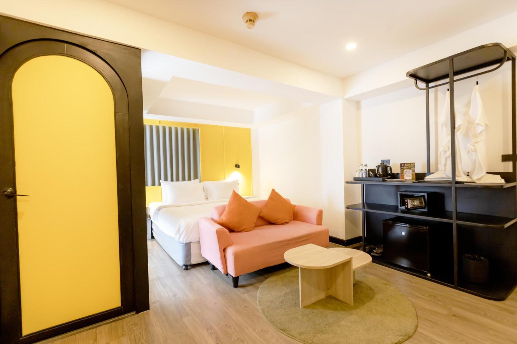 Myhotel Cmyk@Ratchada Bangkok Exterior photo