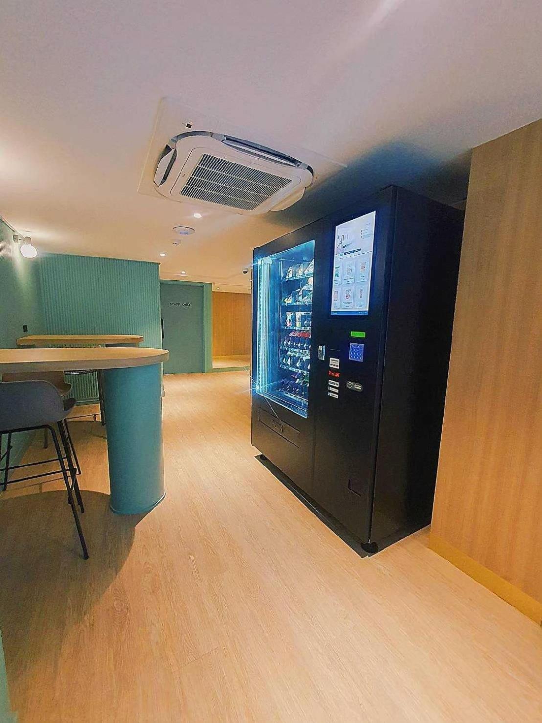 Myhotel Cmyk@Ratchada Bangkok Exterior photo